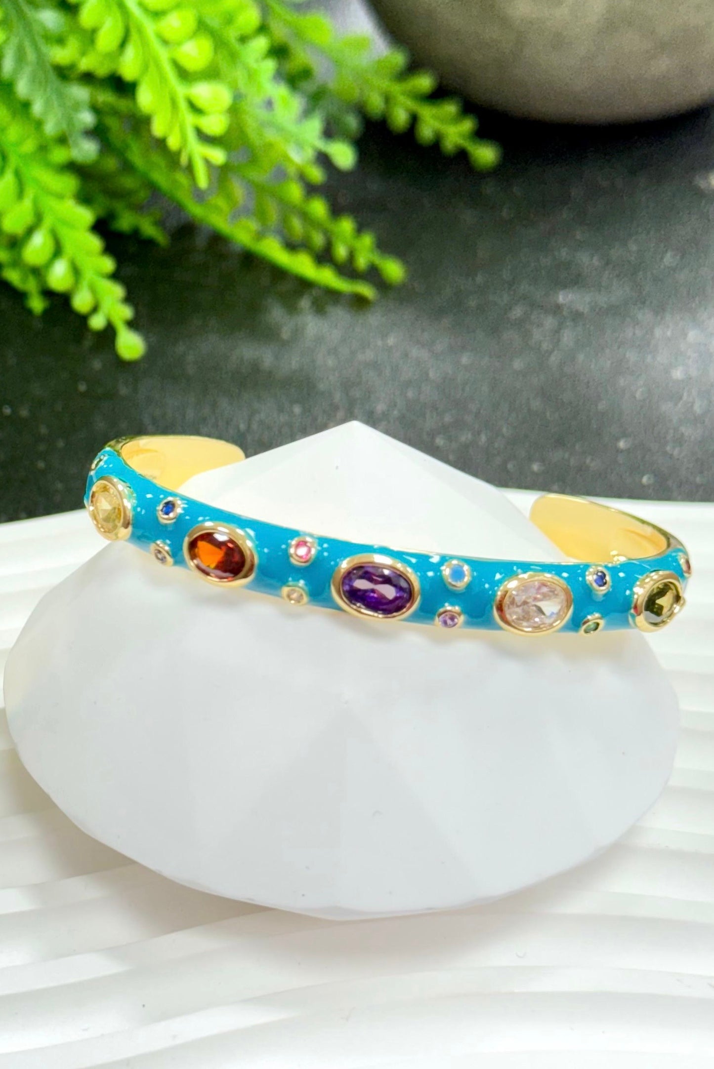 Multi color cuff