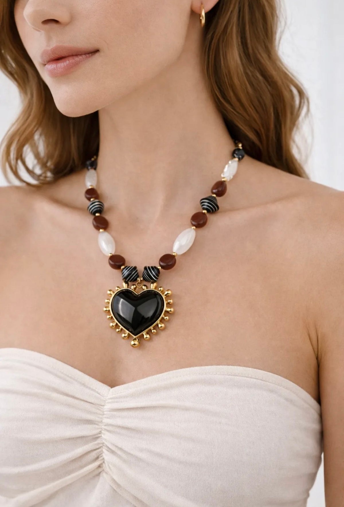 Heart short necklace