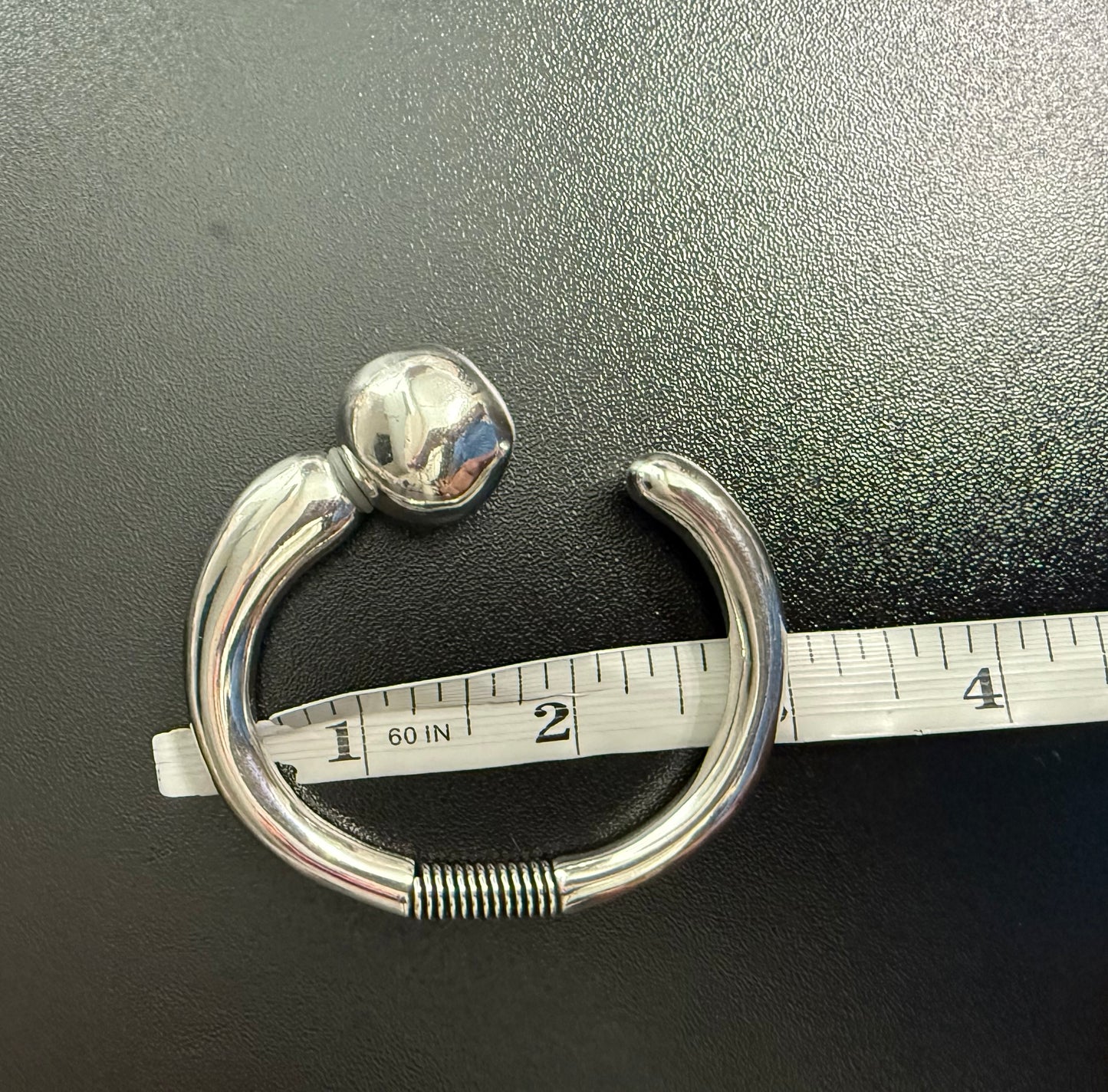 Single Ball Bracelet