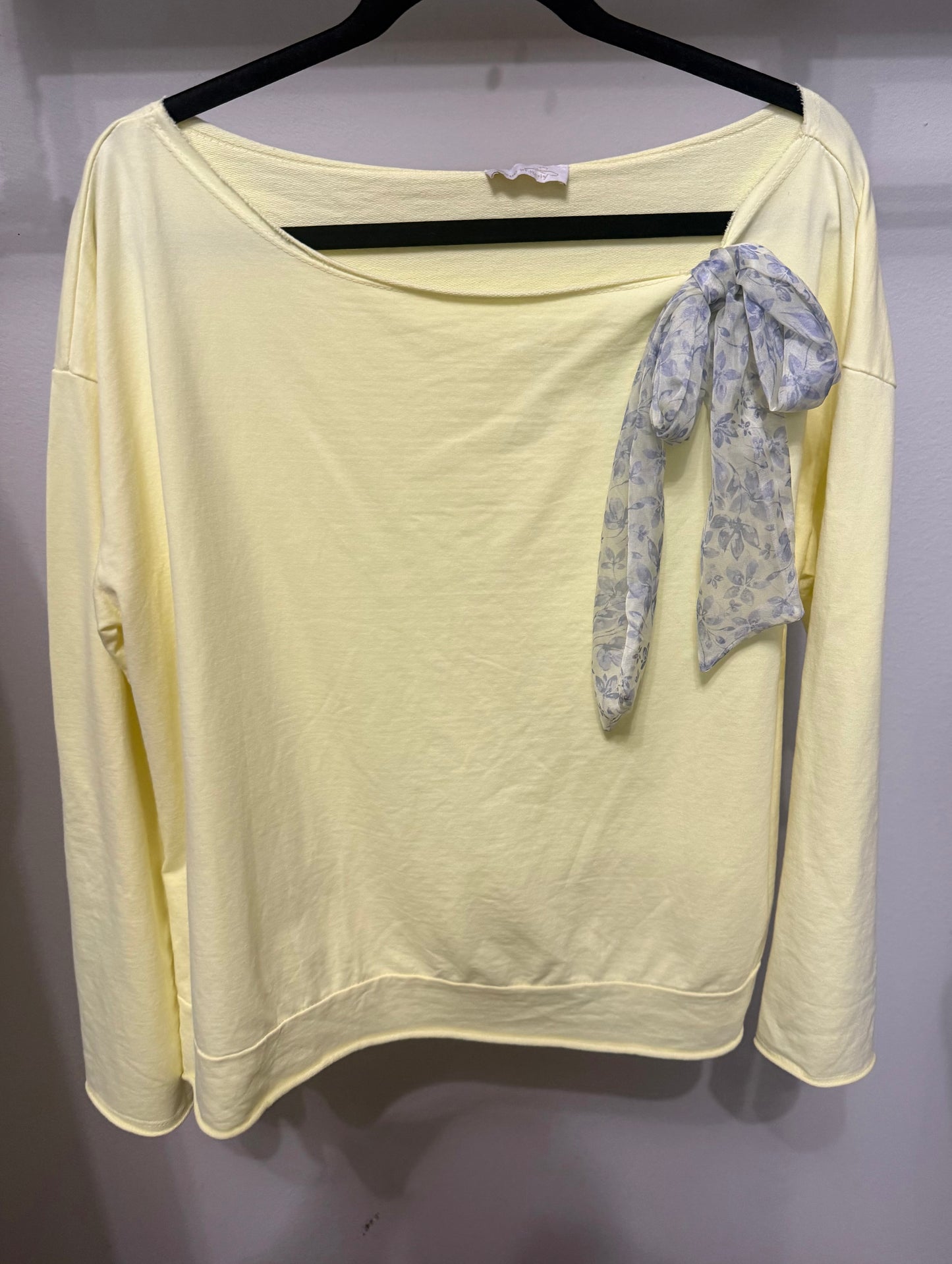 Italian Side Bow Blous