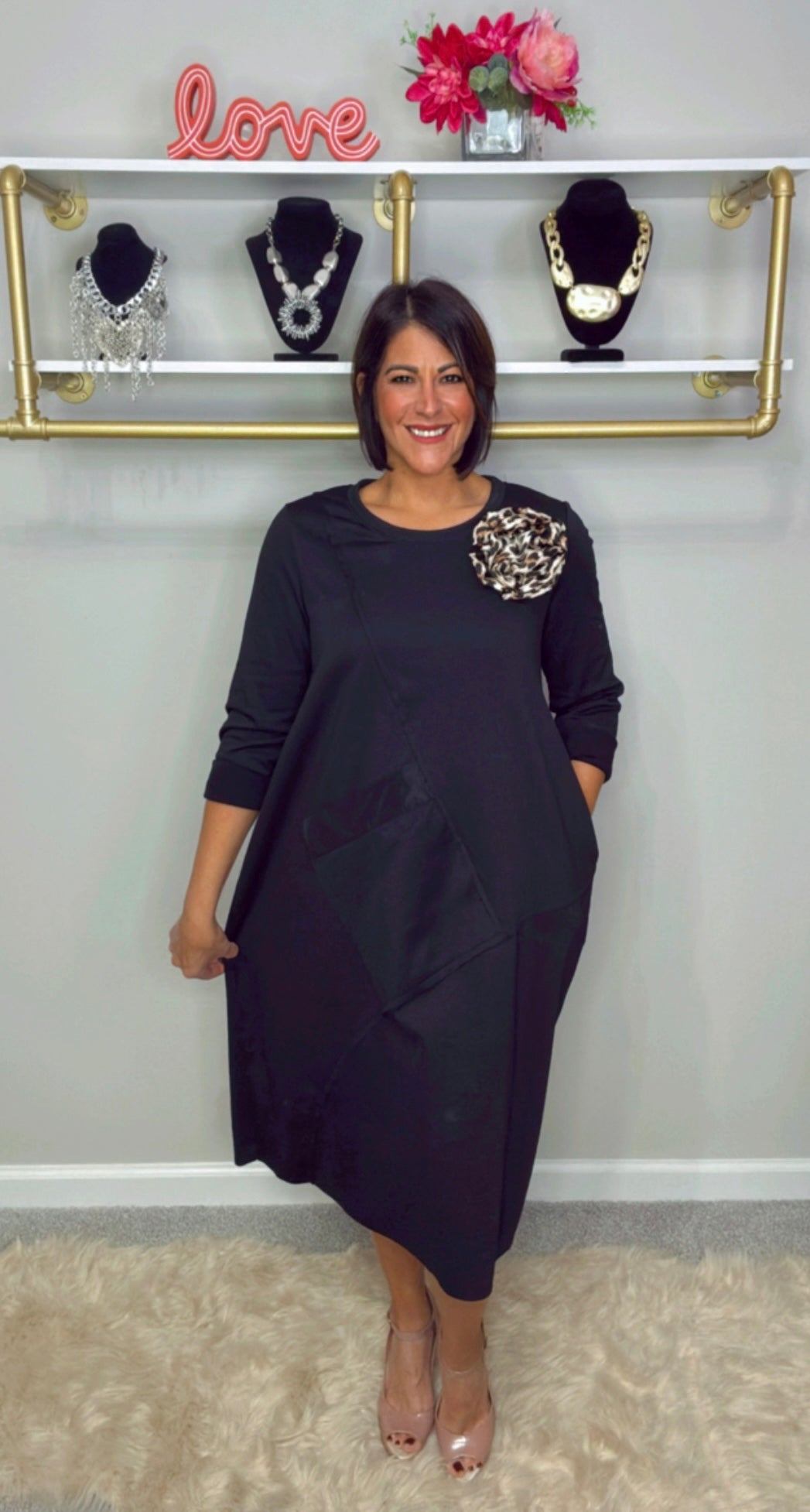 Italian Front Pocket Midi Dress