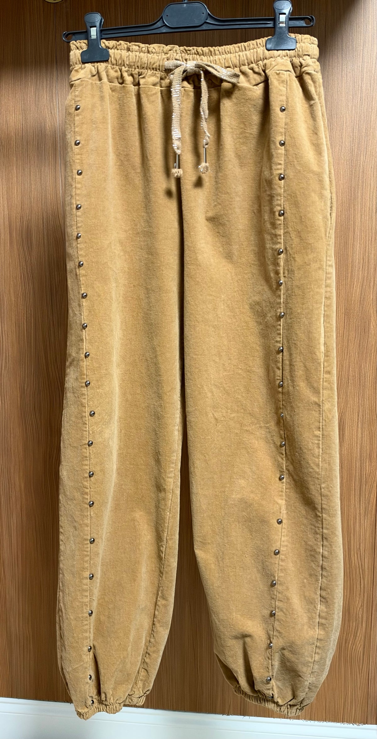 Italian Studs Jogger